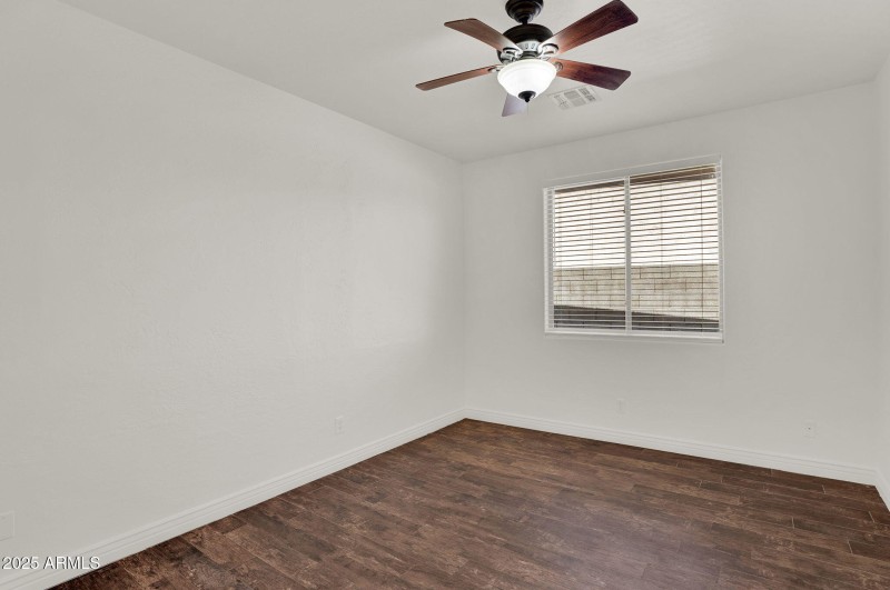 17-web-or-mls-7431 E Norwood St-25