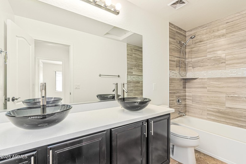 Secondary bathroom upstairs