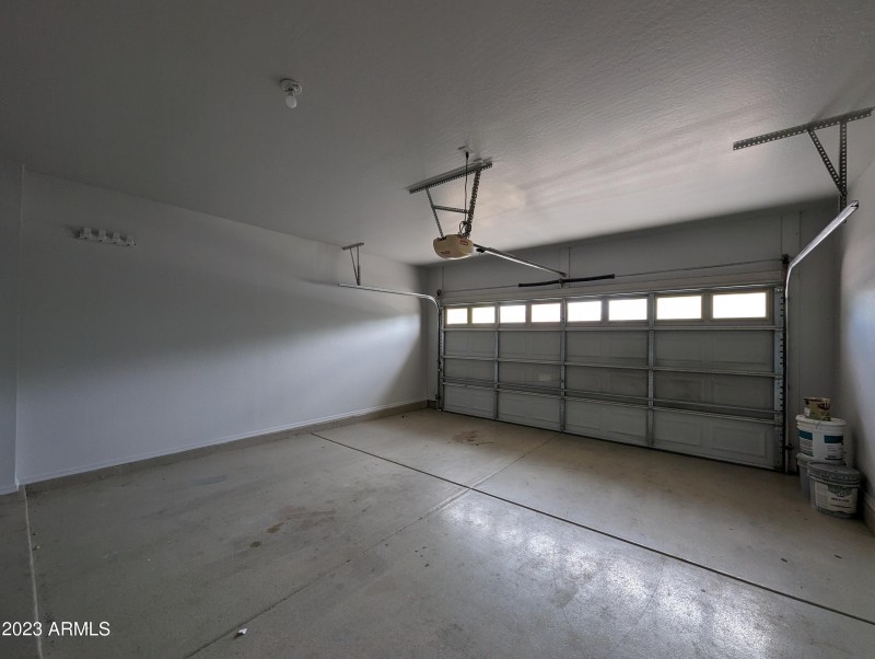 3330 W SAINT ANNE AVE