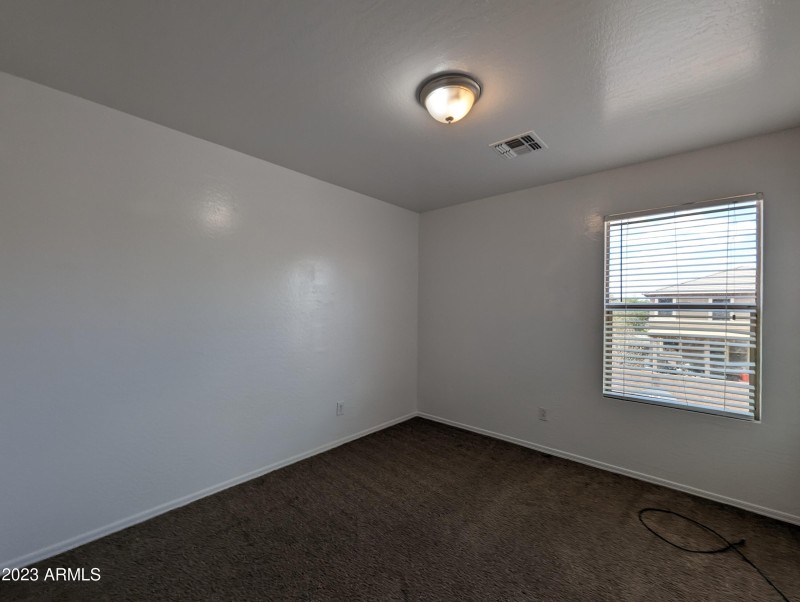 3330 W SAINT ANNE AVE