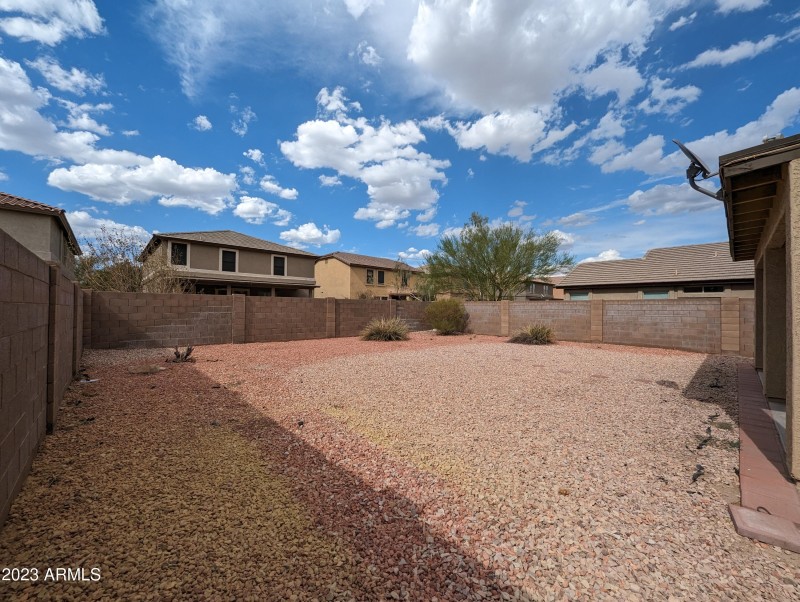 3330 W SAINT ANNE AVE