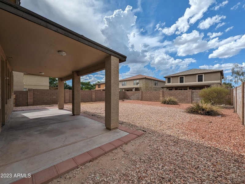 3330 W SAINT ANNE AVE