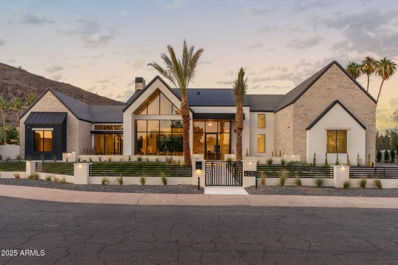 67-web-or-mls-6230-e-hillcrest-blvd