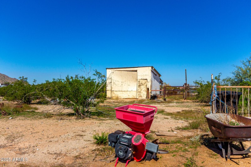 Detached Workshop or Barn