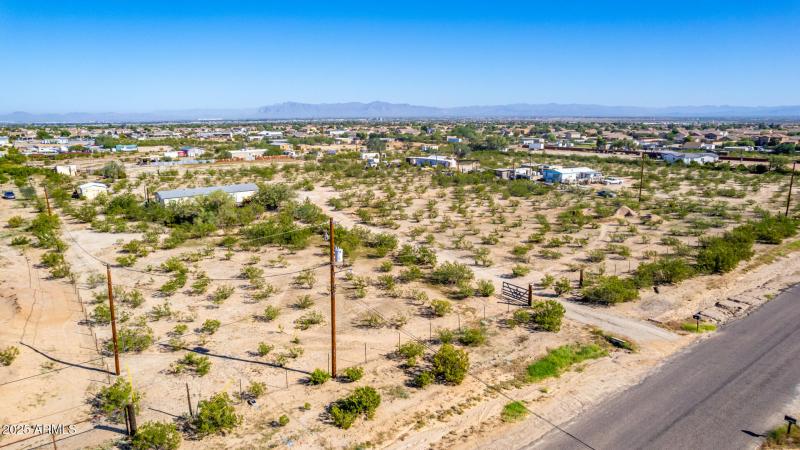 Desert Property with Mountain Views