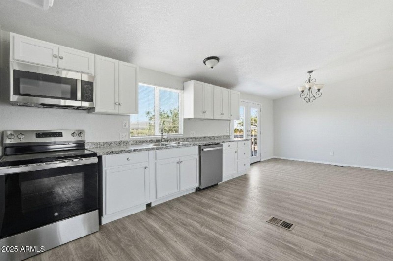 9-web-or-mls-012_ListerPros