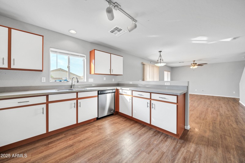 12753 W Pershing St-11