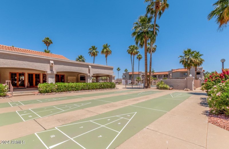 CommunityShuffleboard1