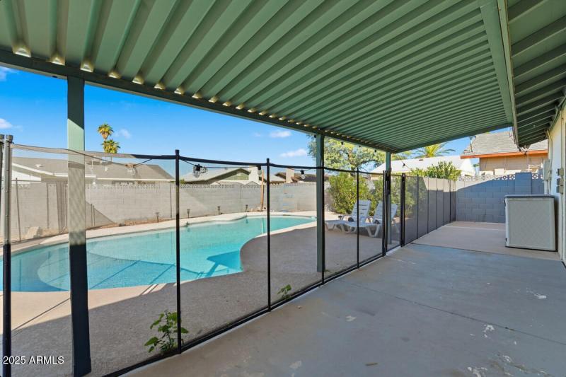 1644 E Broadmor Dr-36