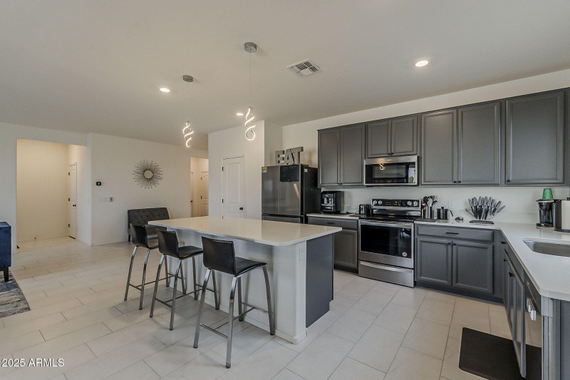 22-web-or-mls-Mulberry-13