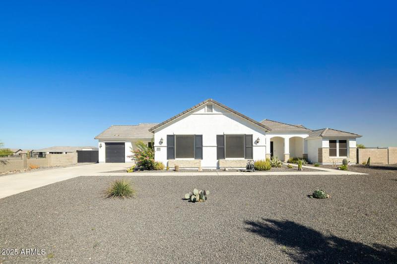 256 W Perkins St San Tan-large-004-010-W