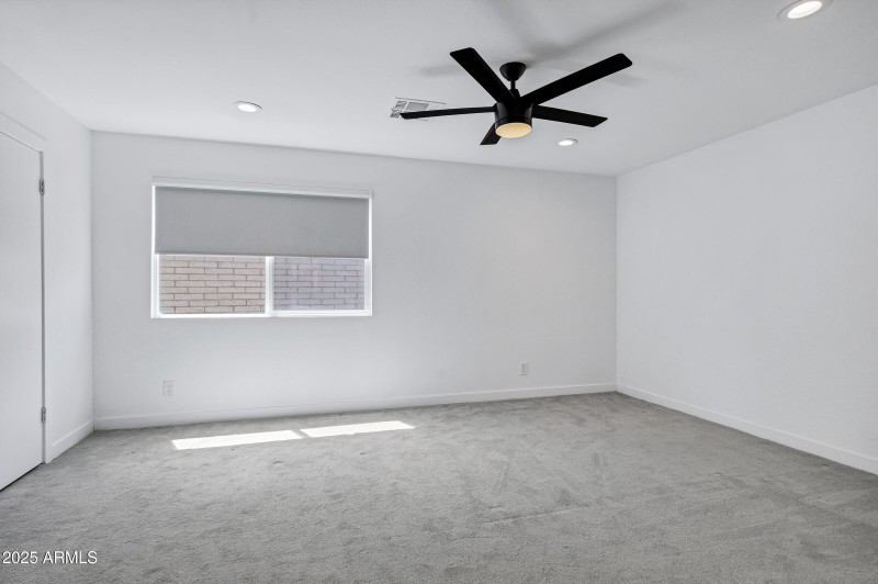 1323 E Whalers Way-26