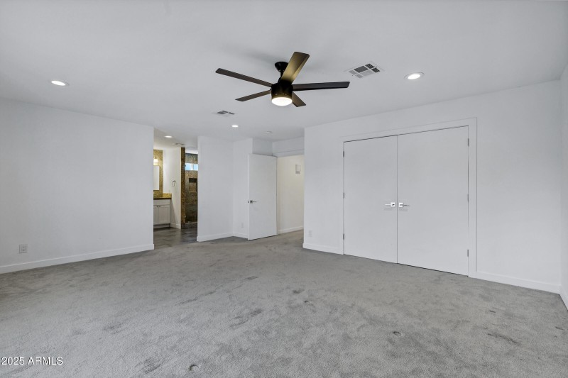 1323 E Whalers Way-32