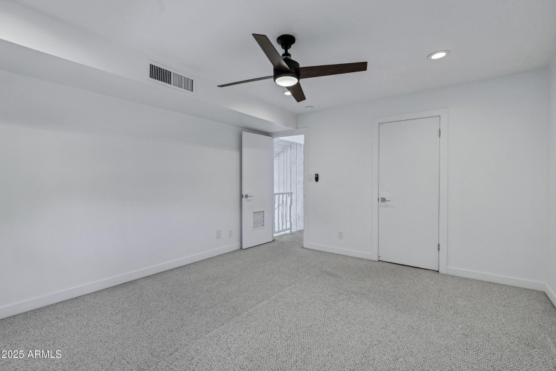 1323 E Whalers Way-46