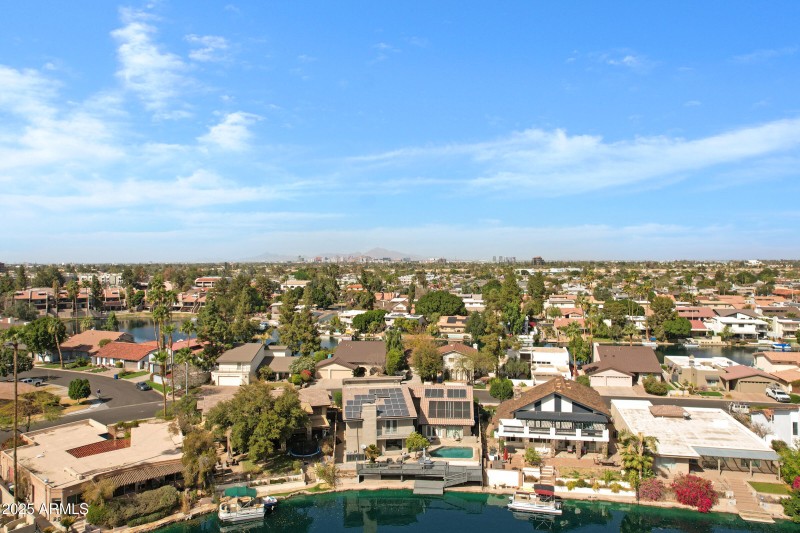 1323 E Whalers Way-84