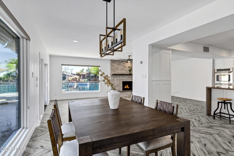 1323 E Whalers Way-17