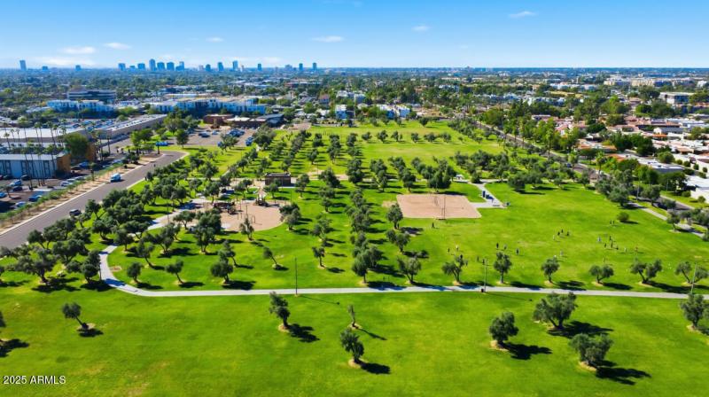 3033 E Devonshire Ave, Unit 1023-34