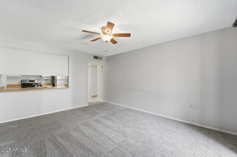 3033 E Devonshire Ave, Unit 1023-13