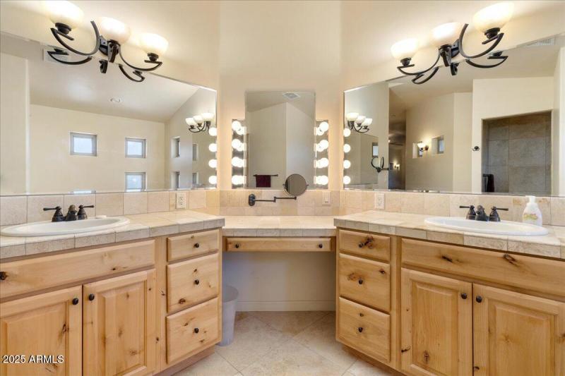 23-Primary Bathroom Vanity