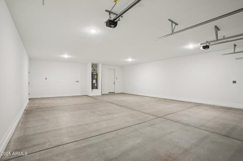 29-web-or-mls-W Brown St-S2910-029