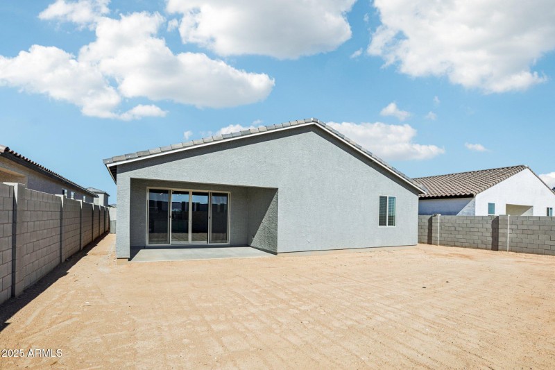 32-web-or-mls-W Brown St-S2910-032