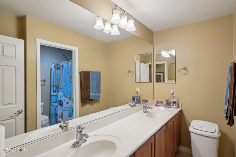 41-web-or-mls-W Victory Way-041