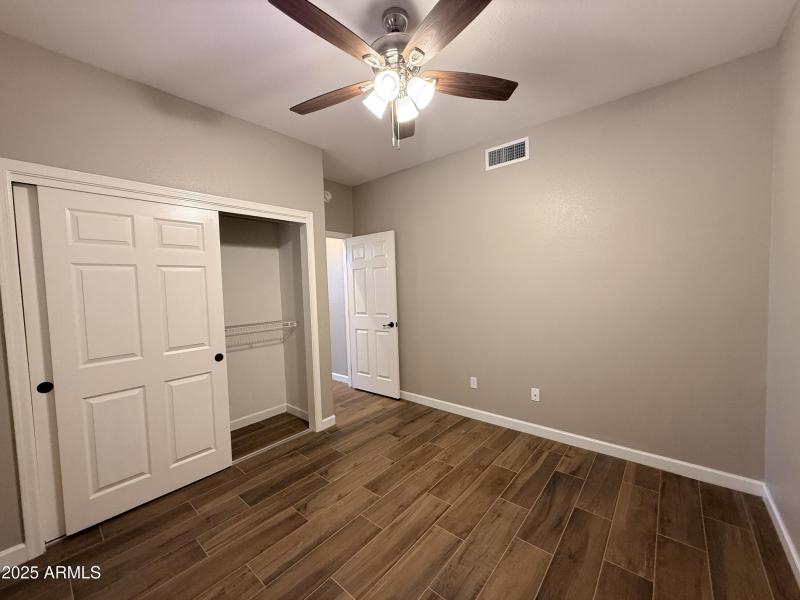 Guest Bedroom 2 Closet