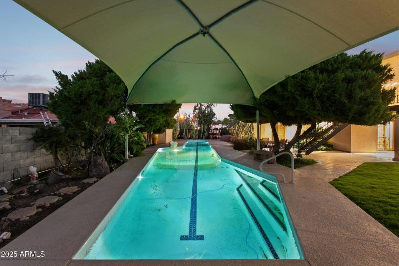 61-web-or-mls-11816-n-bancroft-dr