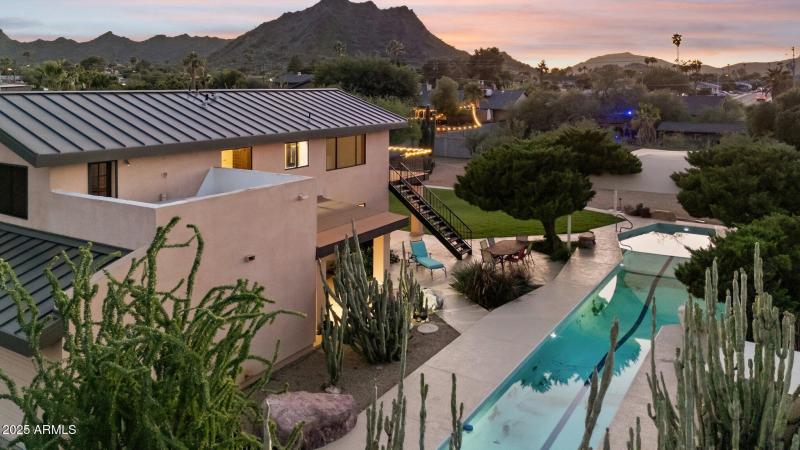 52-web-or-mls-11816-n-bancroft-dr