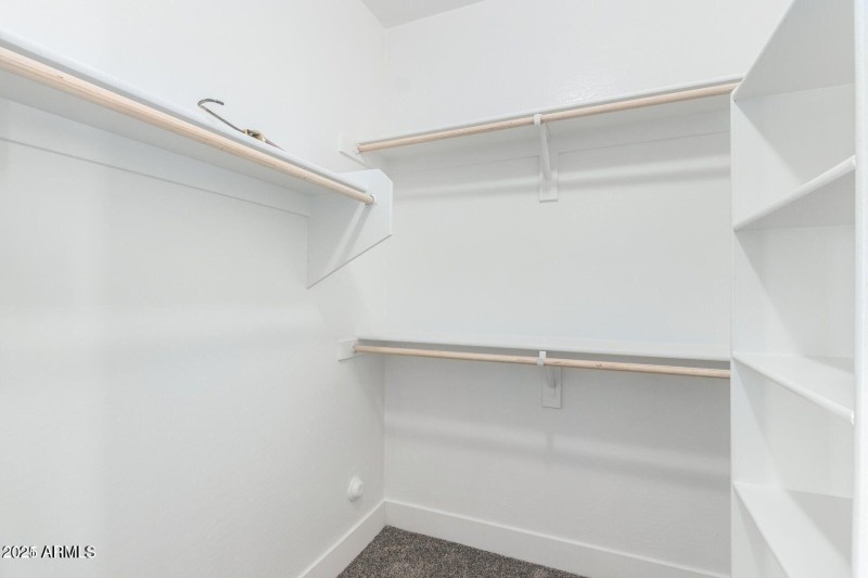 20211129191614722955000000-o