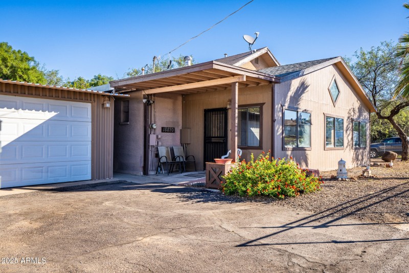 7RV06495-HDR-2 18870 front view