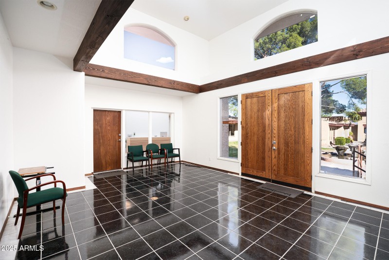 EIland Plaza_Lobby 3