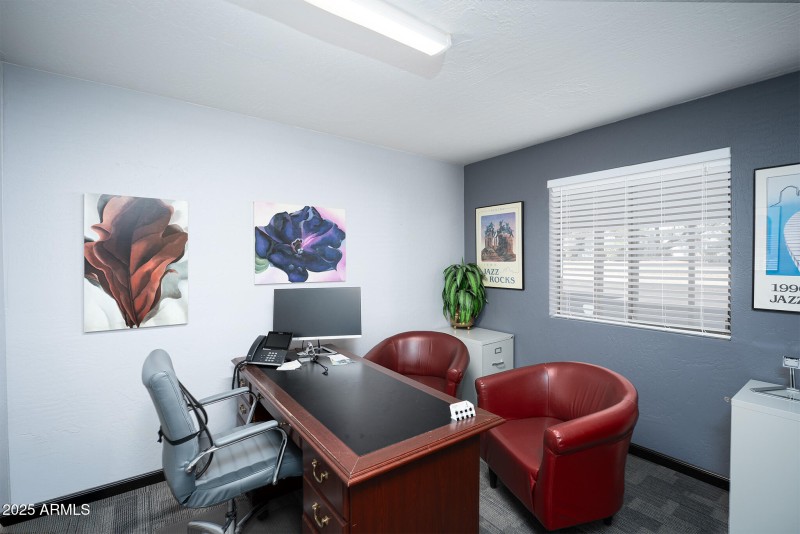 EIland Plaza_Office 2_7