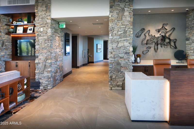 5.Saguaro Rec Center