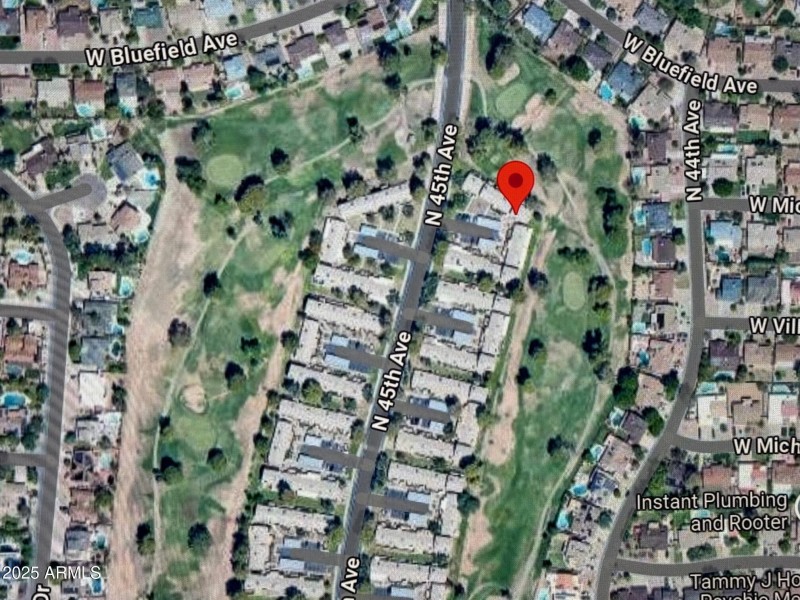 Backs to 14th hole !