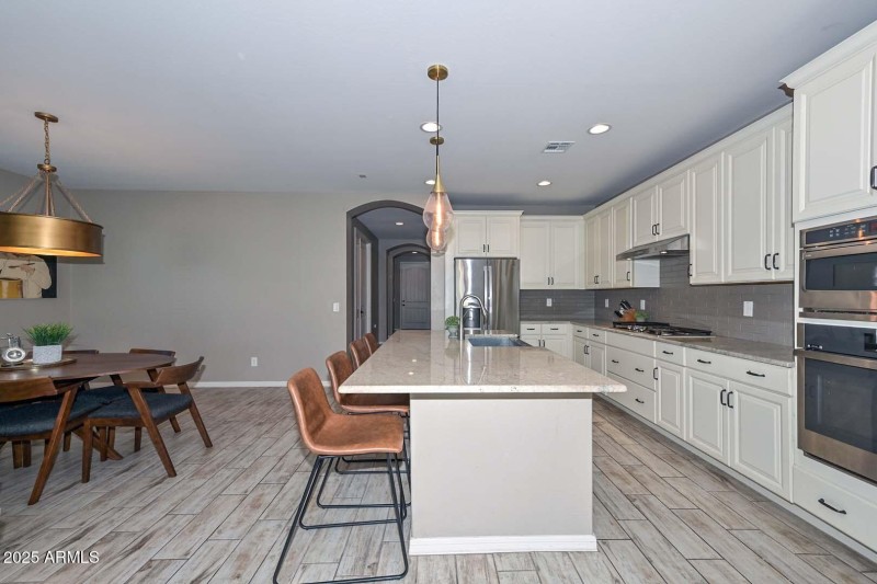 Kitchen-Breakfast Room