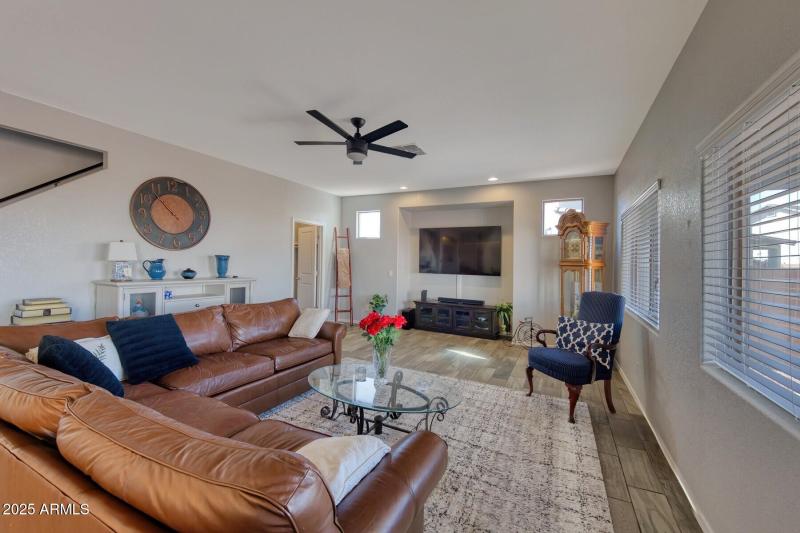 082148-3542 Rhapsody Drive 1