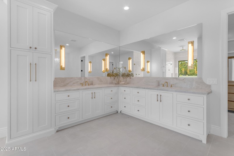 63_0169_a4m_cloud creek