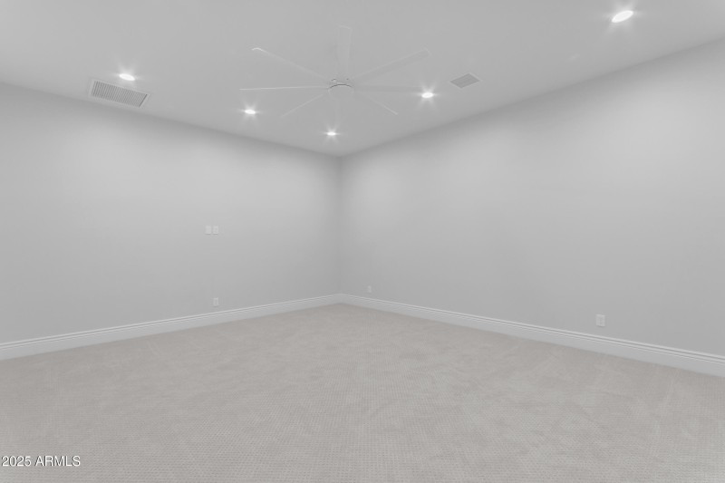 80_0220_a4m_cloud creek