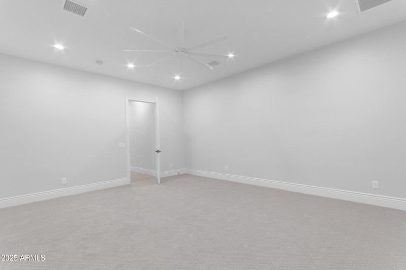 81_0223_a4m_cloud creek