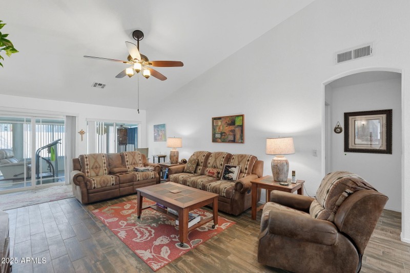 11-web-or-mls-023_ListerPros