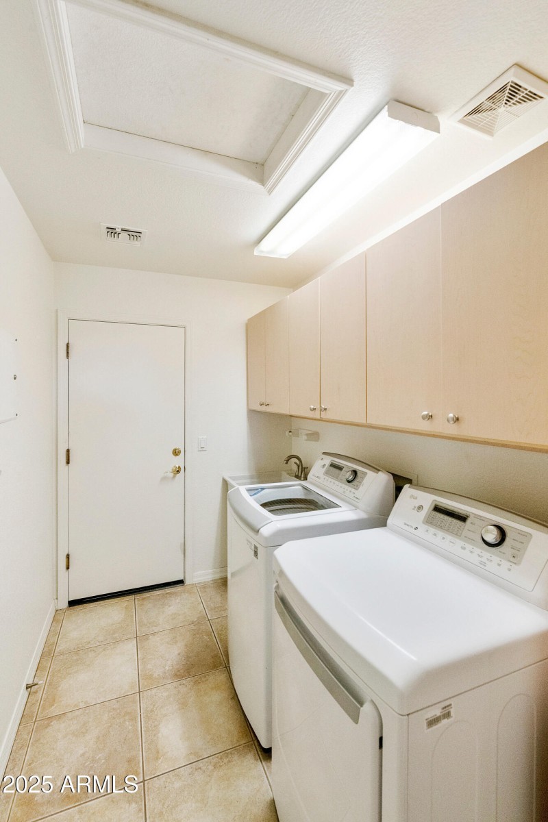 4527 E Sycamore Ct Gilbert AZ-print-025-