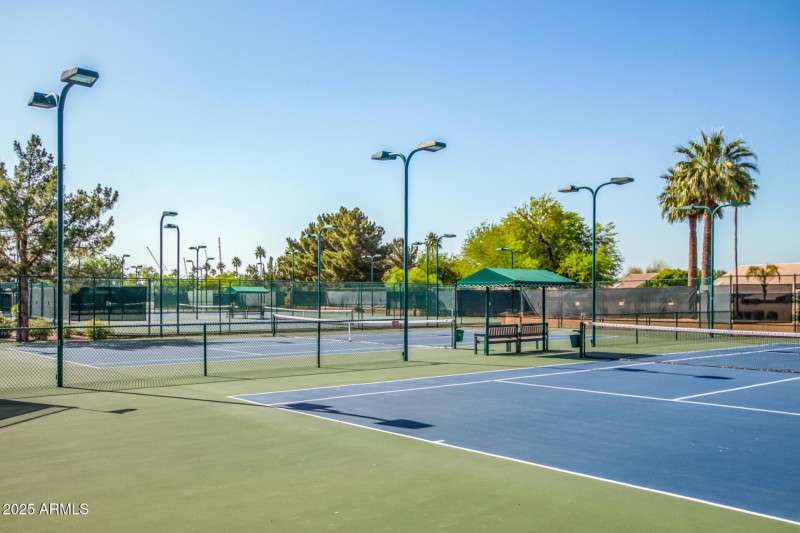 Tennis & Pickleball Courts