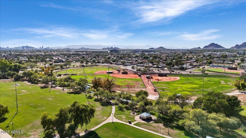 06-DJI_20251030135240_0595_D