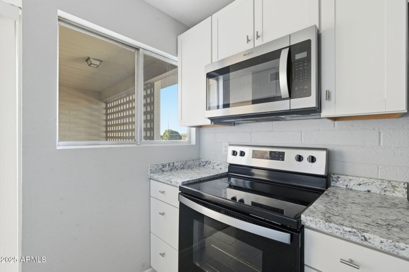 8-web-or-mls-005_ListerPros