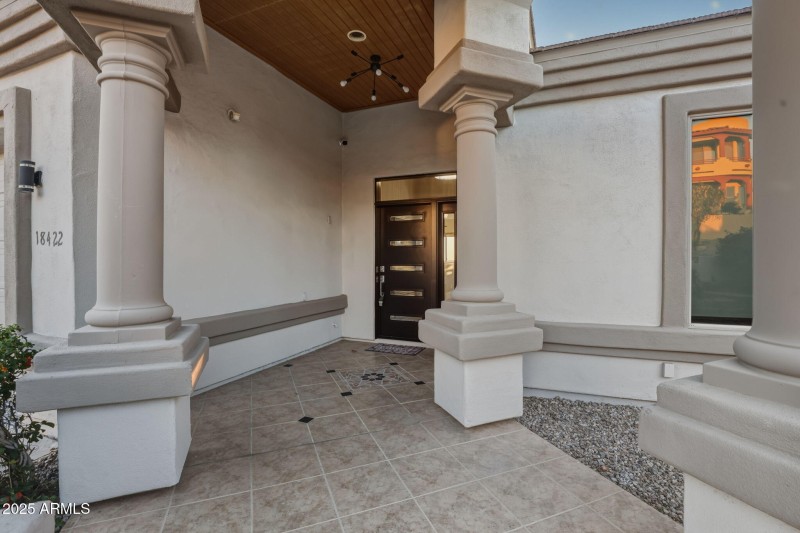 11-web-or-mls-18422 N 14th St Phoenix, A