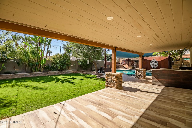 FA1E0458-EF38-48D5-9FA7-4763673588DF