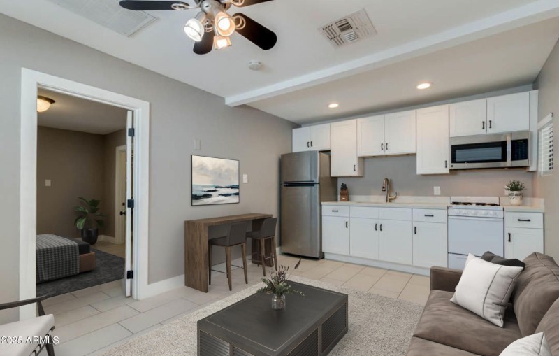 Roosevelt 2 kitchen staged