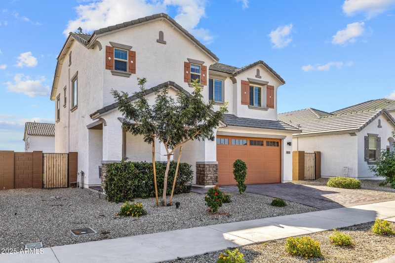 14233 W Cottontail Ln-3