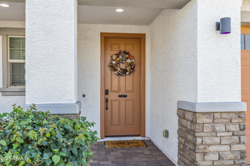 14233 W Cottontail Ln-4